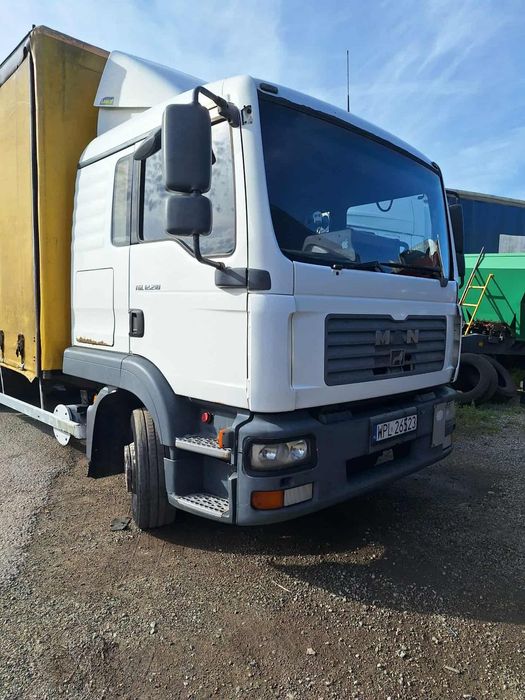 MAN TGL 12.210  MAN TGL 12.210