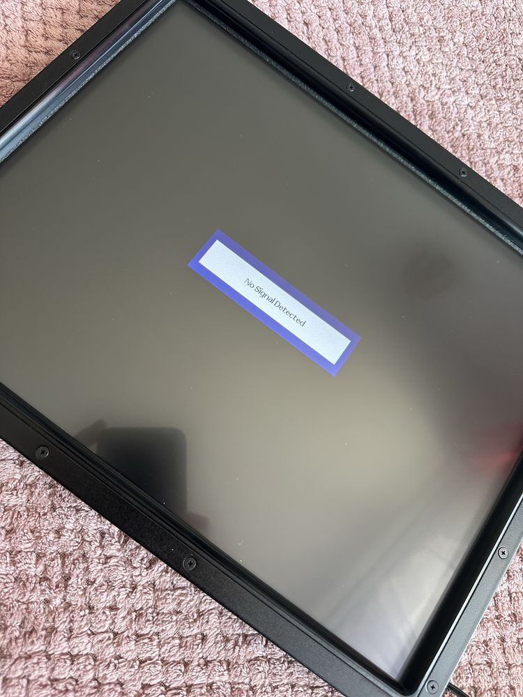 Elo Solutions 1590L 15 cali HDMI do sklepu itp Multi-touch NOWY MODEL