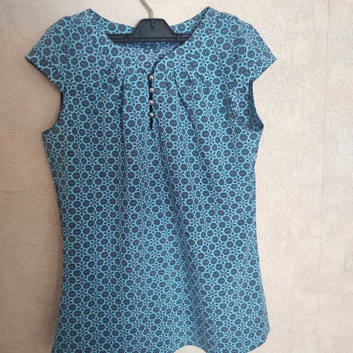 Фудболка( блуза) .