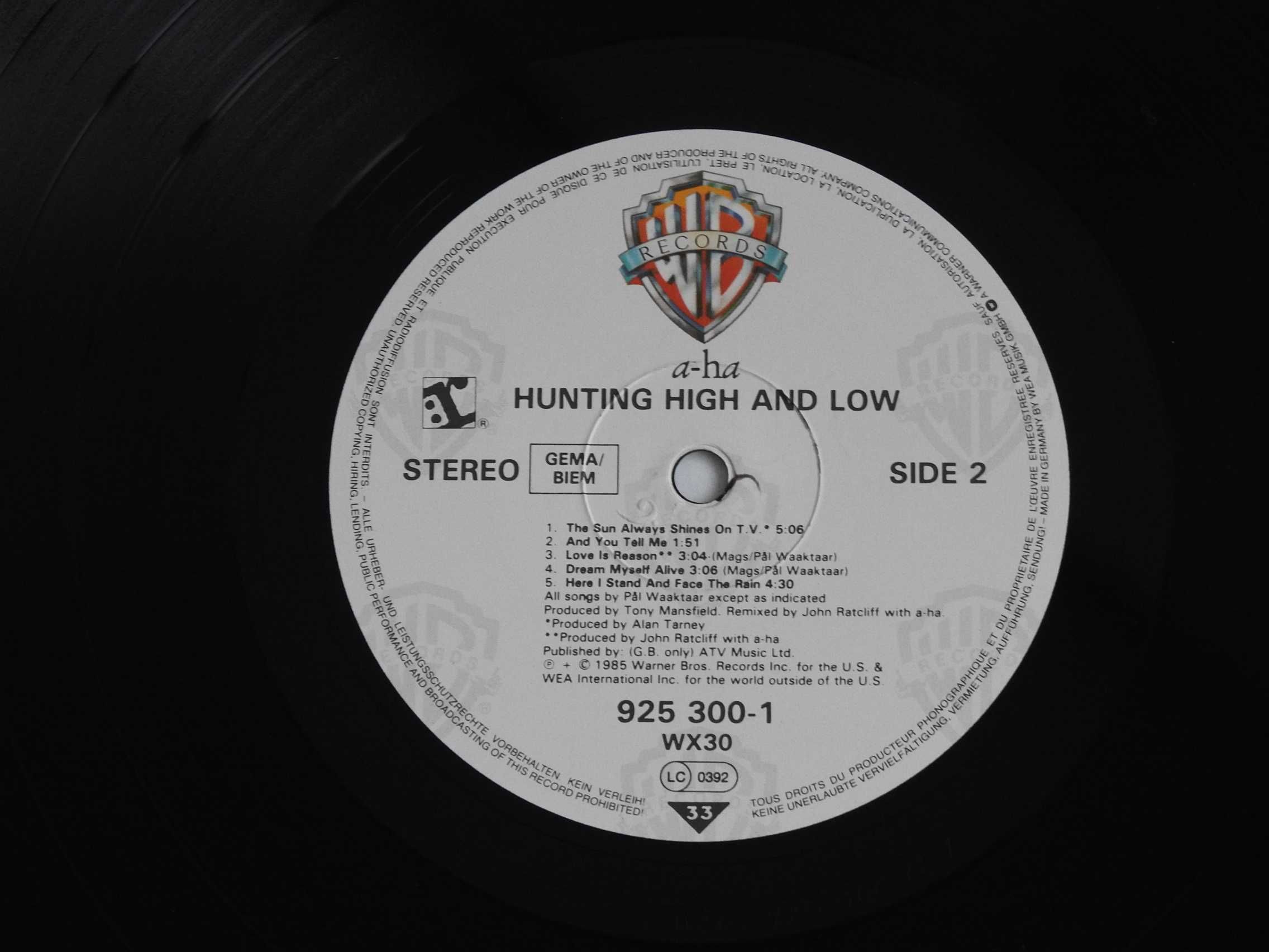 A-ha Hunting High And Low ‎LP 1985 Europe Германия пластинка EX 1press