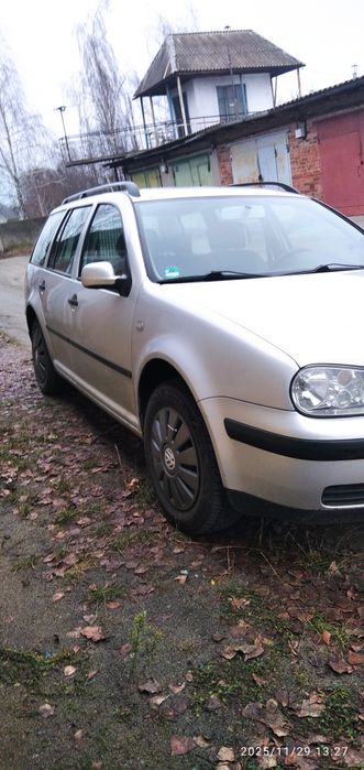 Продам Фольксваген Гольф 2000 р , газ.бенз.