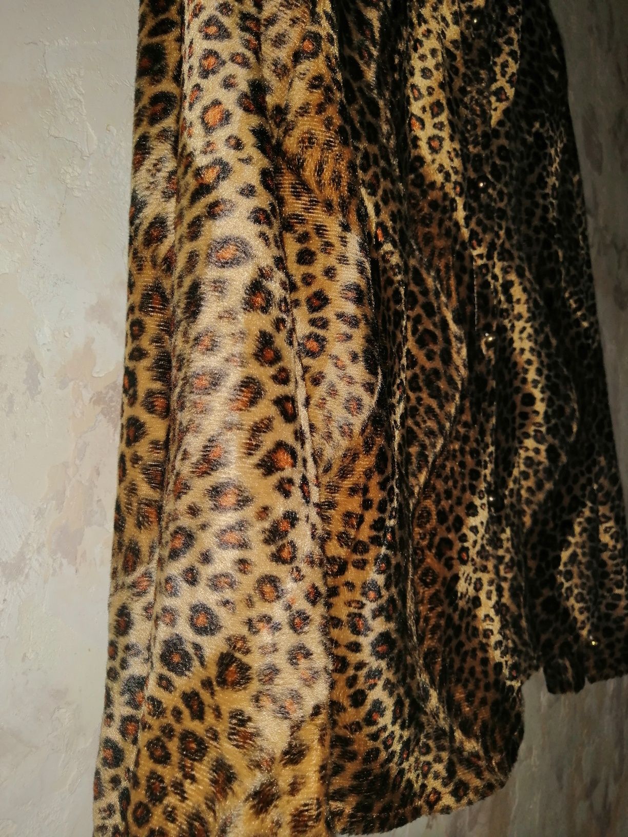 Кофта с леопардовым принтом