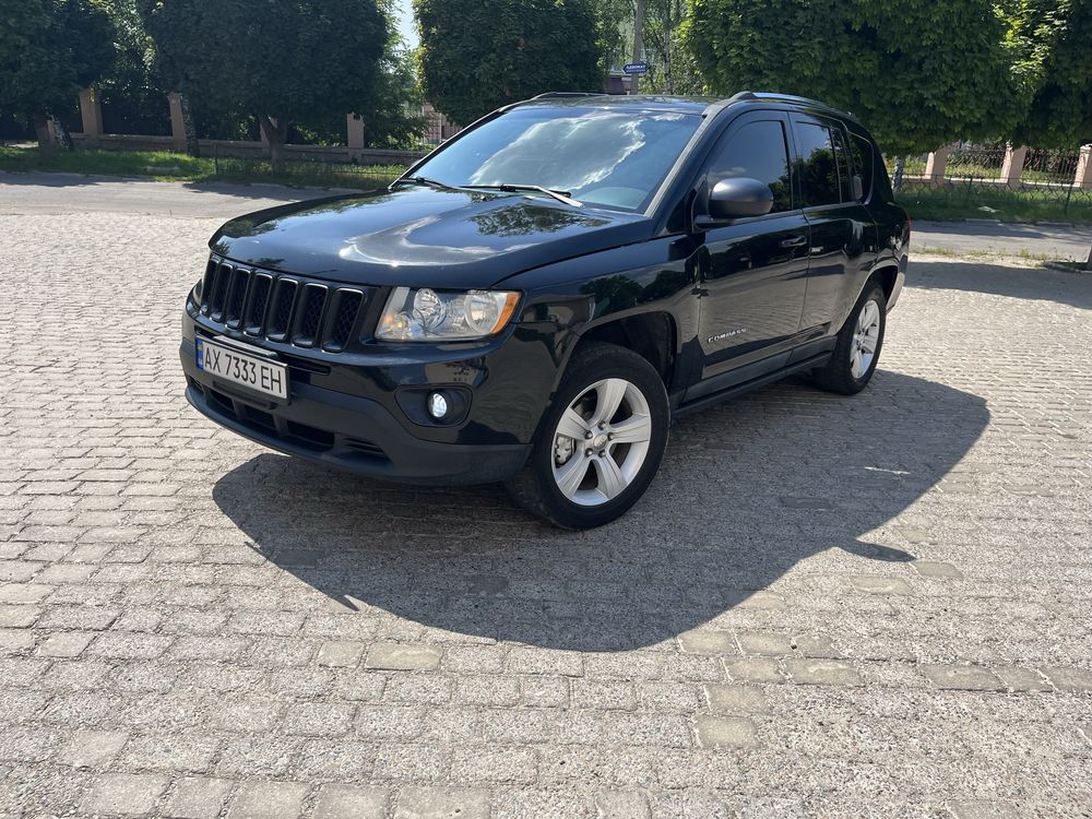 Обслуженыый Jeep compass газ бензин