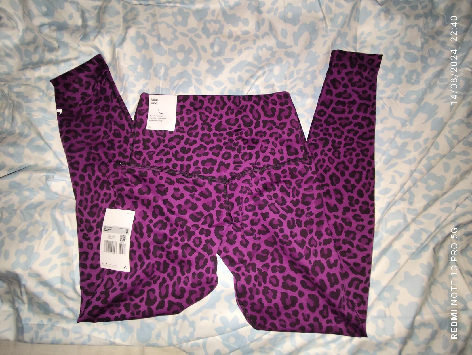 Legging roxa nike.