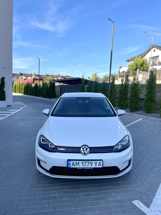 Volkswagen e-golf 2015года