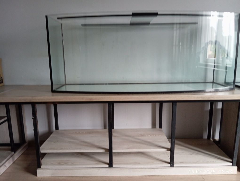 Sprzedam Akwaria 450L