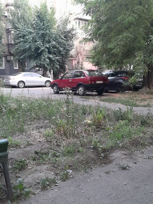 Продам машину  достойную