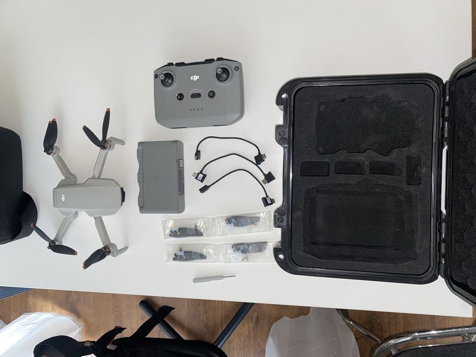 DJI 2 SE Fly More Combo z walizką gratis
