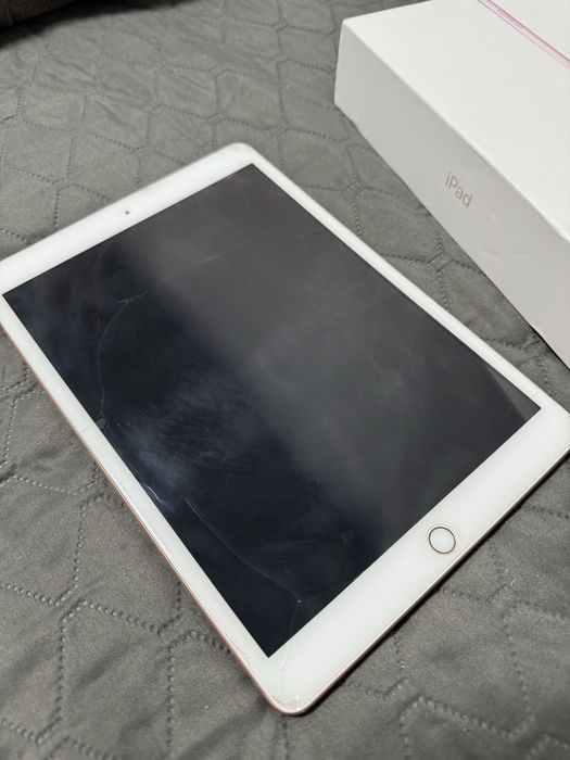 Планшет Apple 8|128gb
