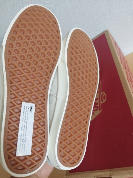 Vans Authentic Lowpro tamanho 37 novos nunca usados.