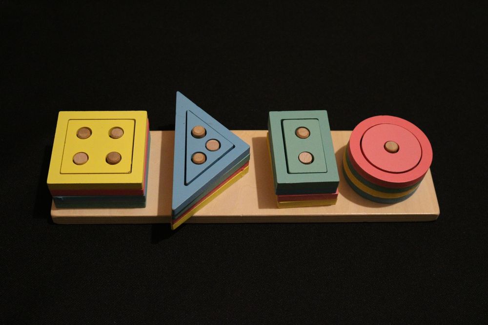 Дерев'яний сортер Геометричні фігури