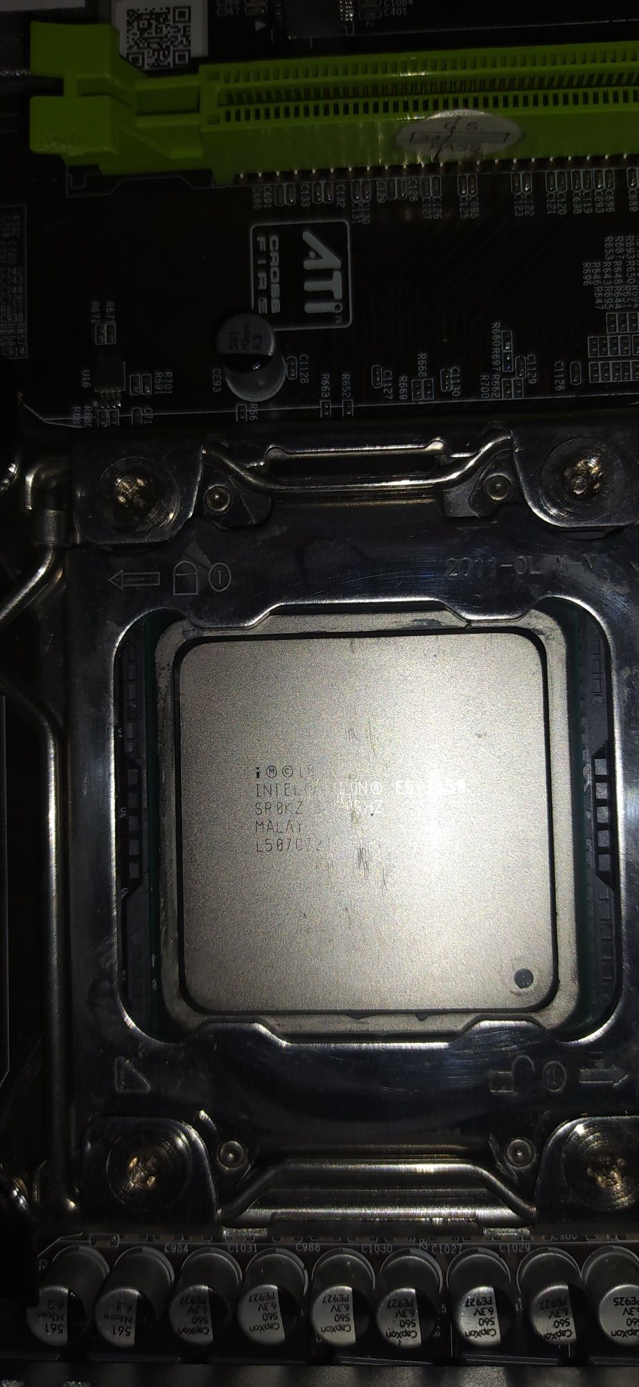 Процесор Intel Xeon e5 1650 lga 2011