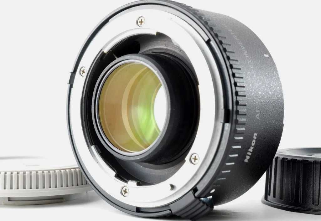 Nikon AF-S TC-17E II 1.7x **Como Novo**