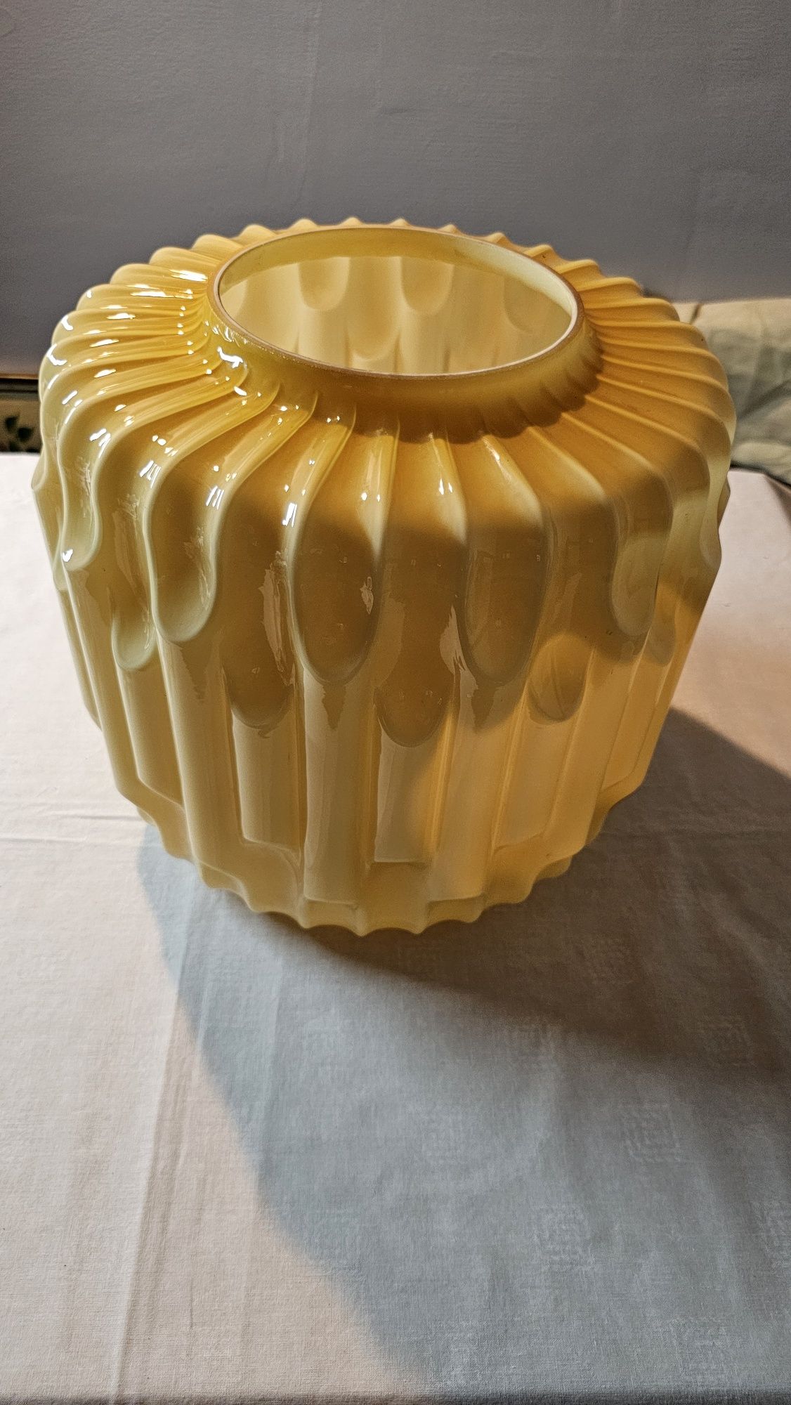 Stary klosz do lampy art deco
