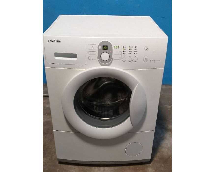 Pralka Samsung WF0600NXW 6Kg, na części lub w całości