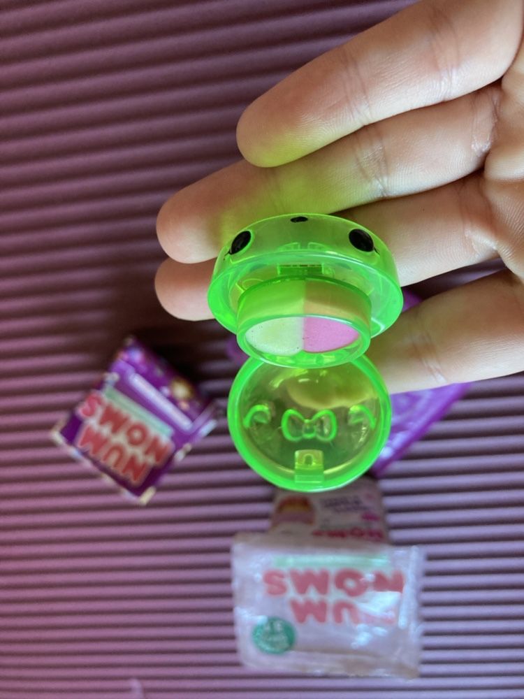Num noms como novos