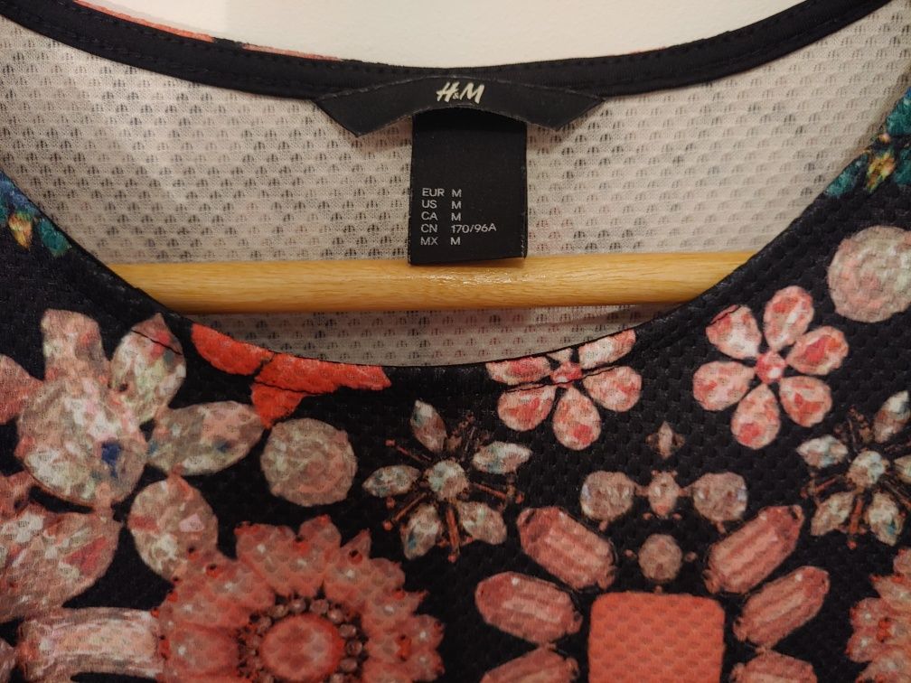 H&M bluzka w kwiaty M 38, z baskinką, krótki rękaw