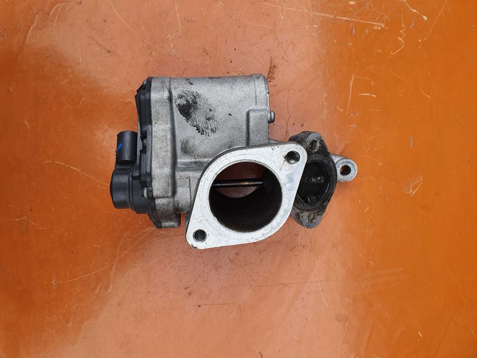 Клапан egr егр єгр Renault Laguna 2.0 Vivaro Espace Nissan A2C5302630