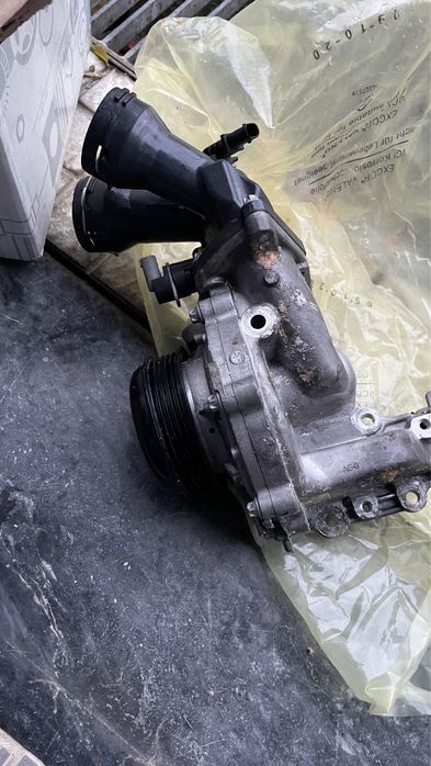 Bomba de Agua completa OM 654