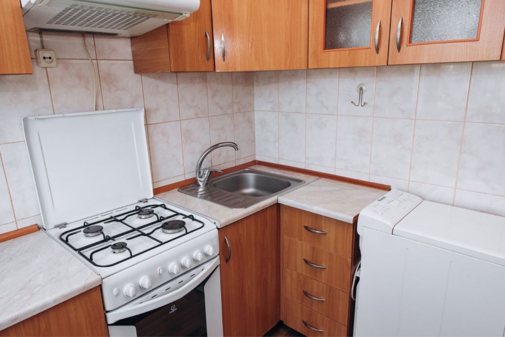 Відінська/р-н 12 школи/950 доба