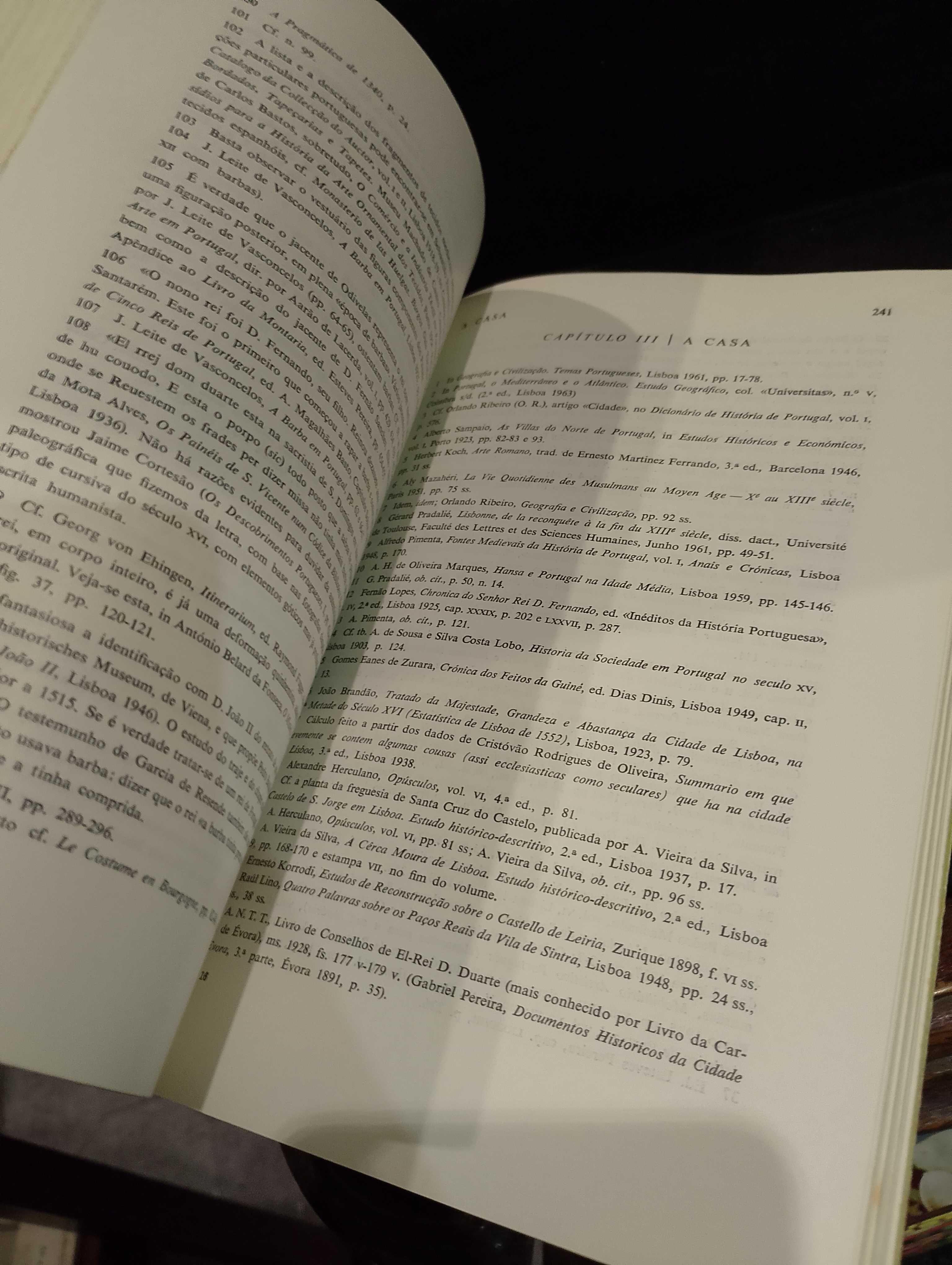 A Sociedade Medieval Portuguesa - A. H. de Oliveira Marques