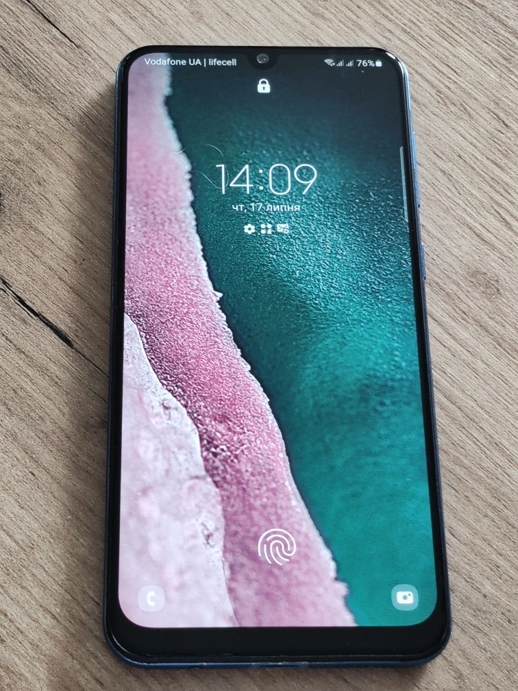 Samsung a50,6/128g полностью рабочий