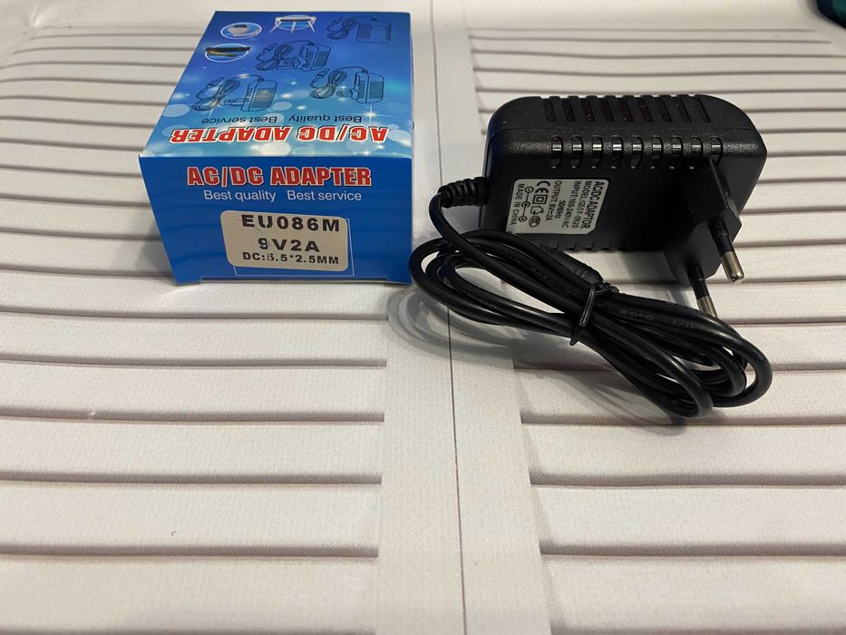 Блок живлення 9В 2А штекер 5.5*2.5 мм