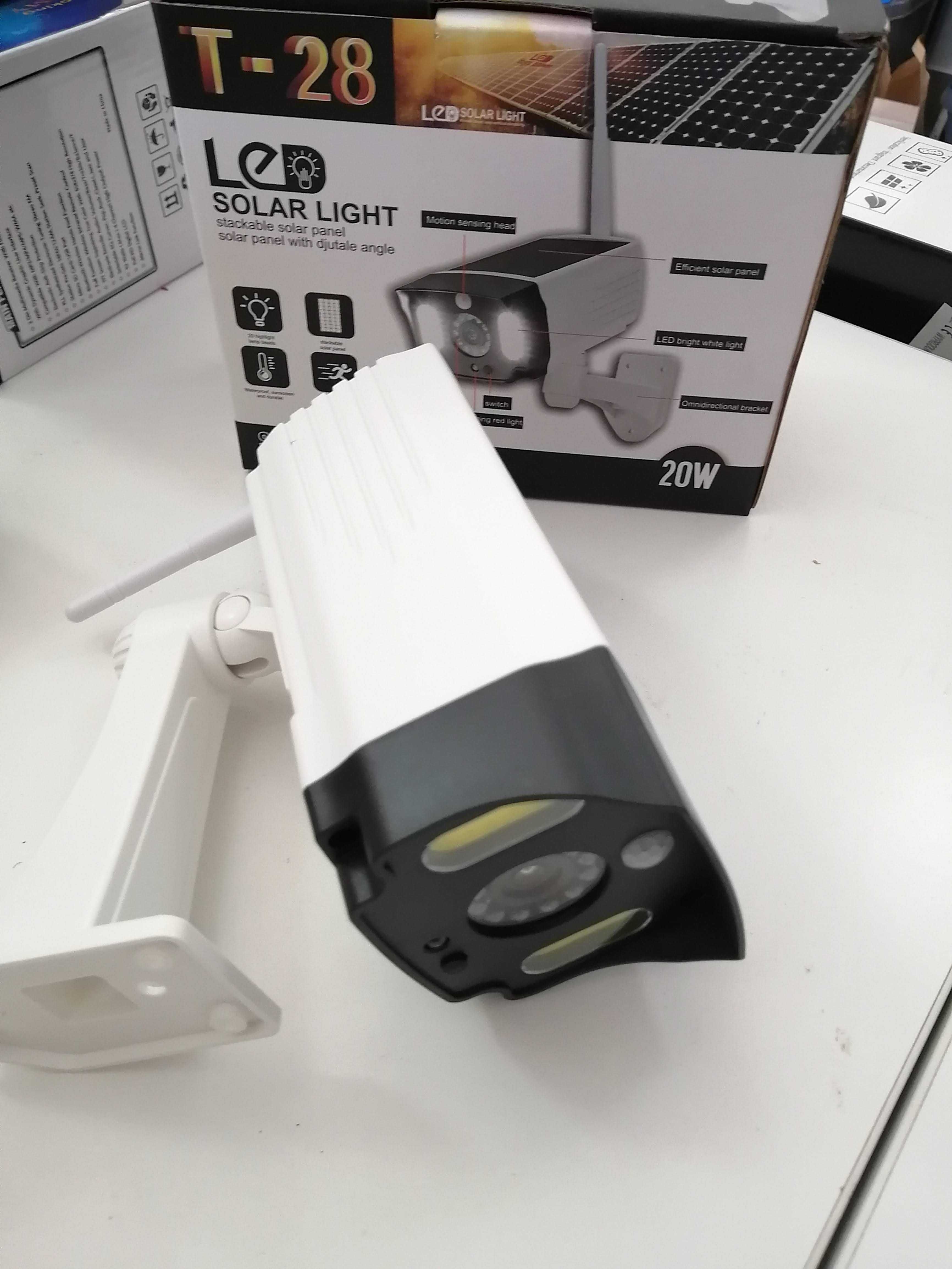 Kamera Monitoringu Atrapa z Lampą LED 2w1 Czujnik Ruchu 20W COB