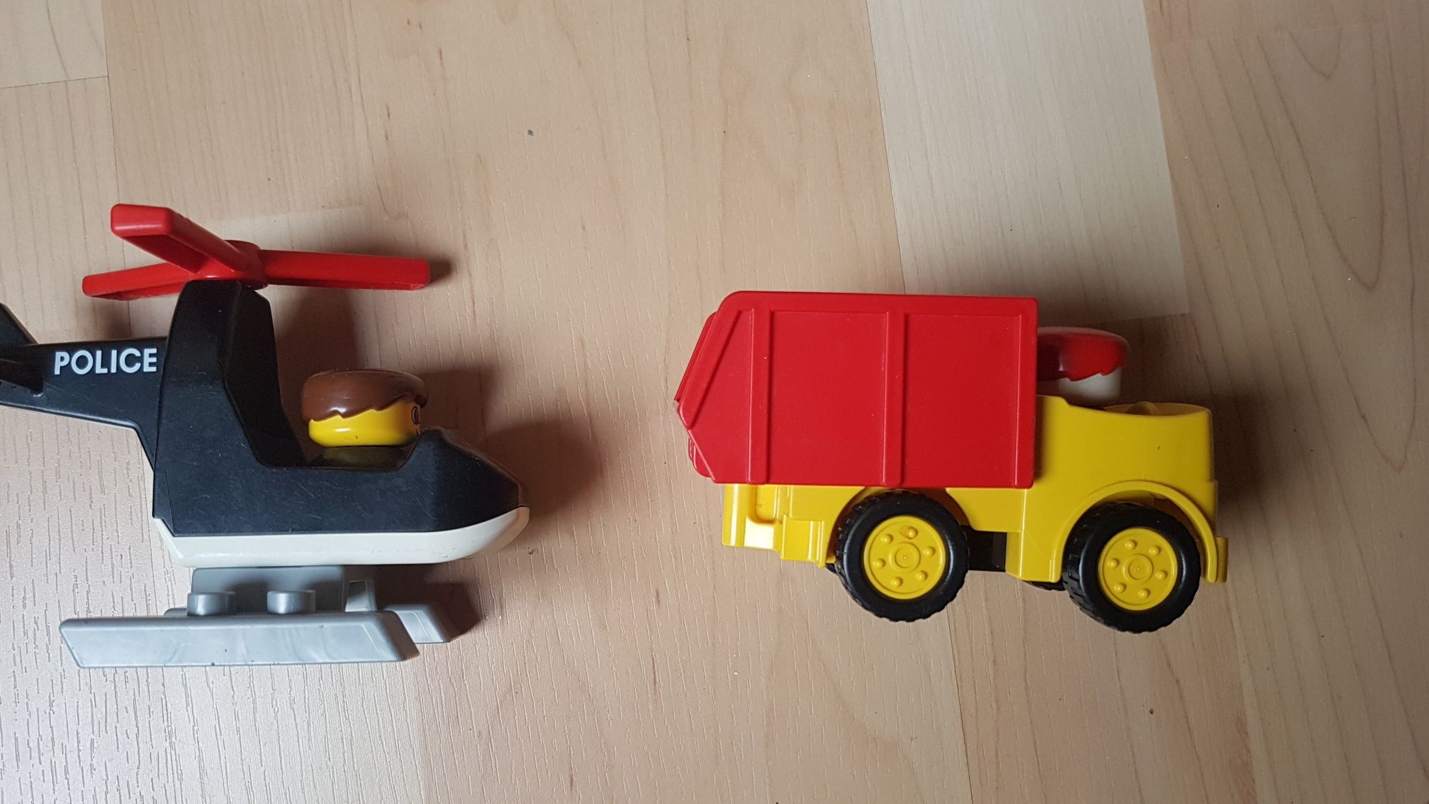 lego duplo helikopter i auto