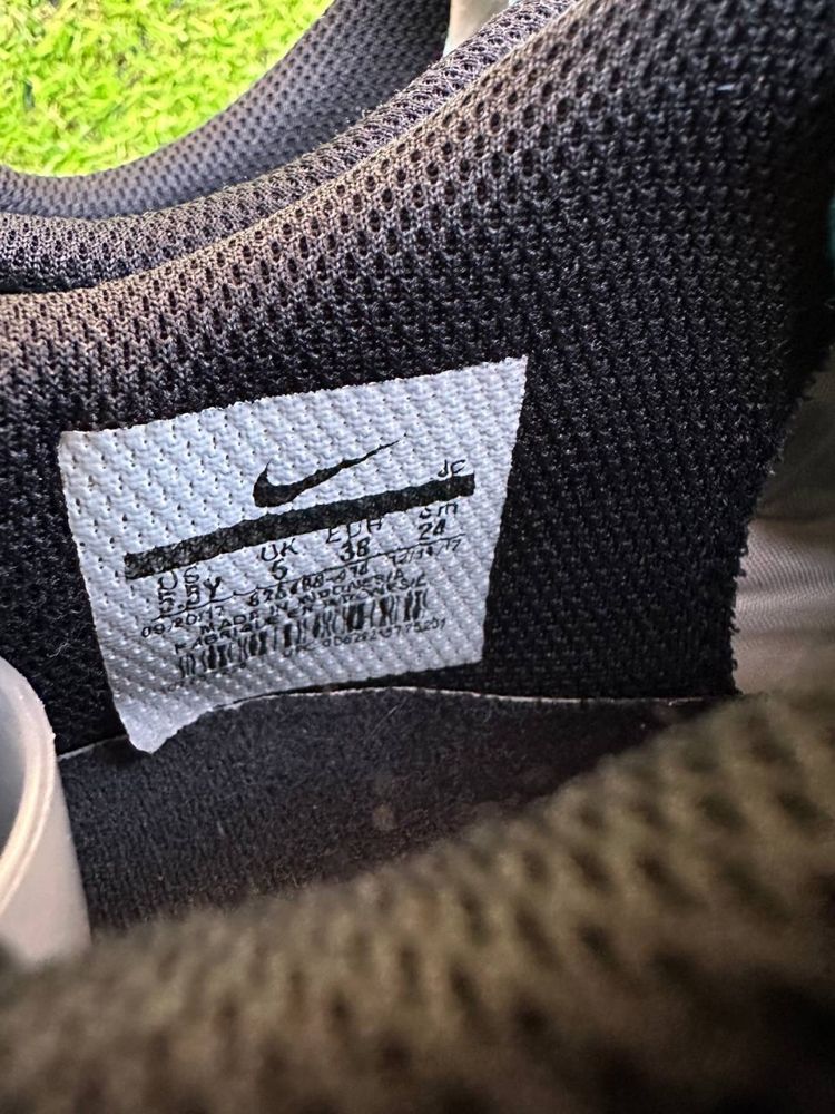 Niebieskie buty piłkarskie / korki Nike BombaX TF, Rozm 38