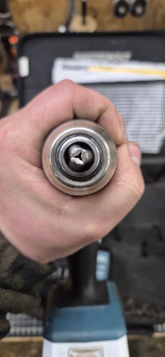 Wiertarko wkrętarka Makita + 2 akumulatory i ładowarka