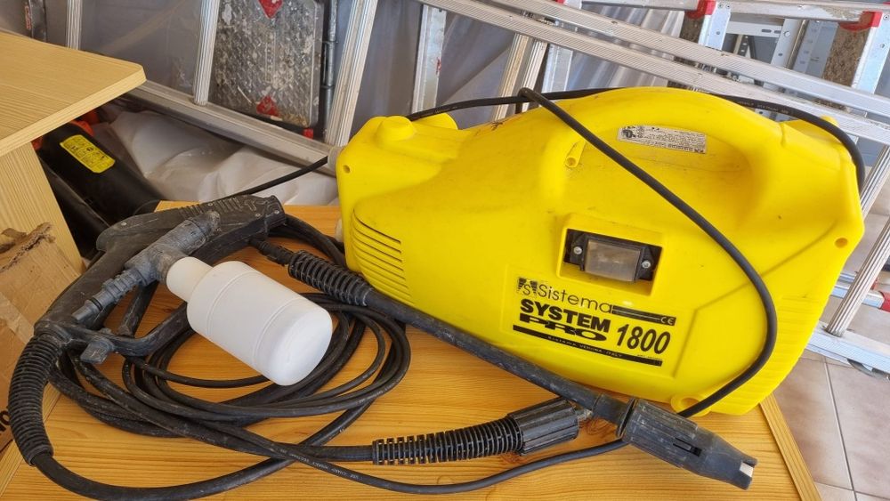 Lavadora de Alta Pressão System Pro 1800 - Potente e Fiável (Semi-Nova