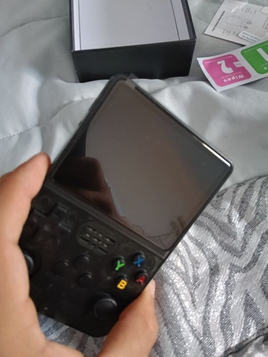 Consola R36S S como nova