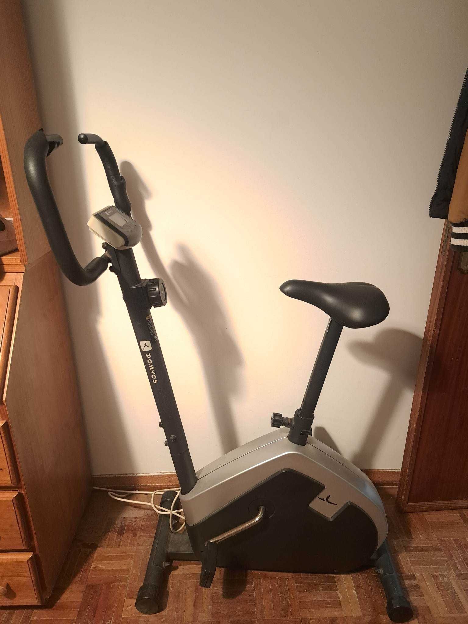 bicicleta estatica para treinar em casa