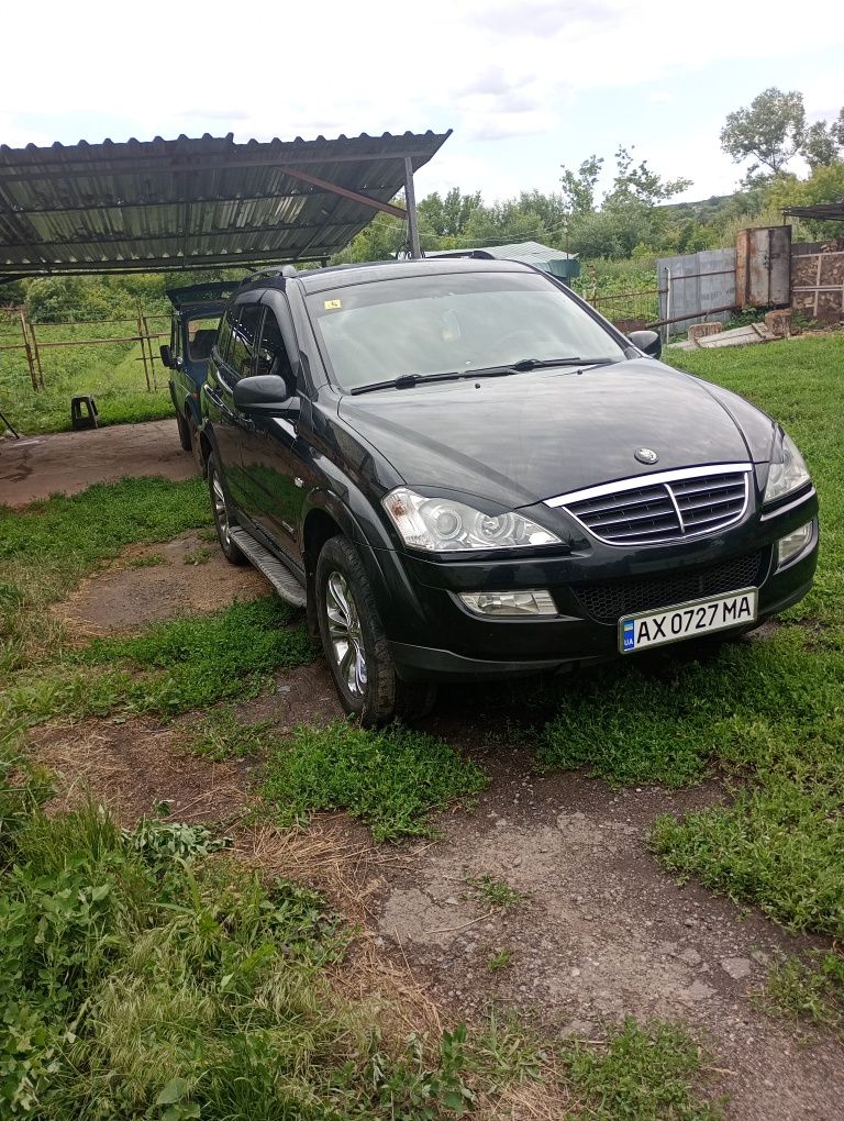 В продажу позашляховик