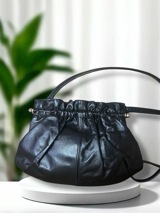 Жіноча шкіряна сумочка