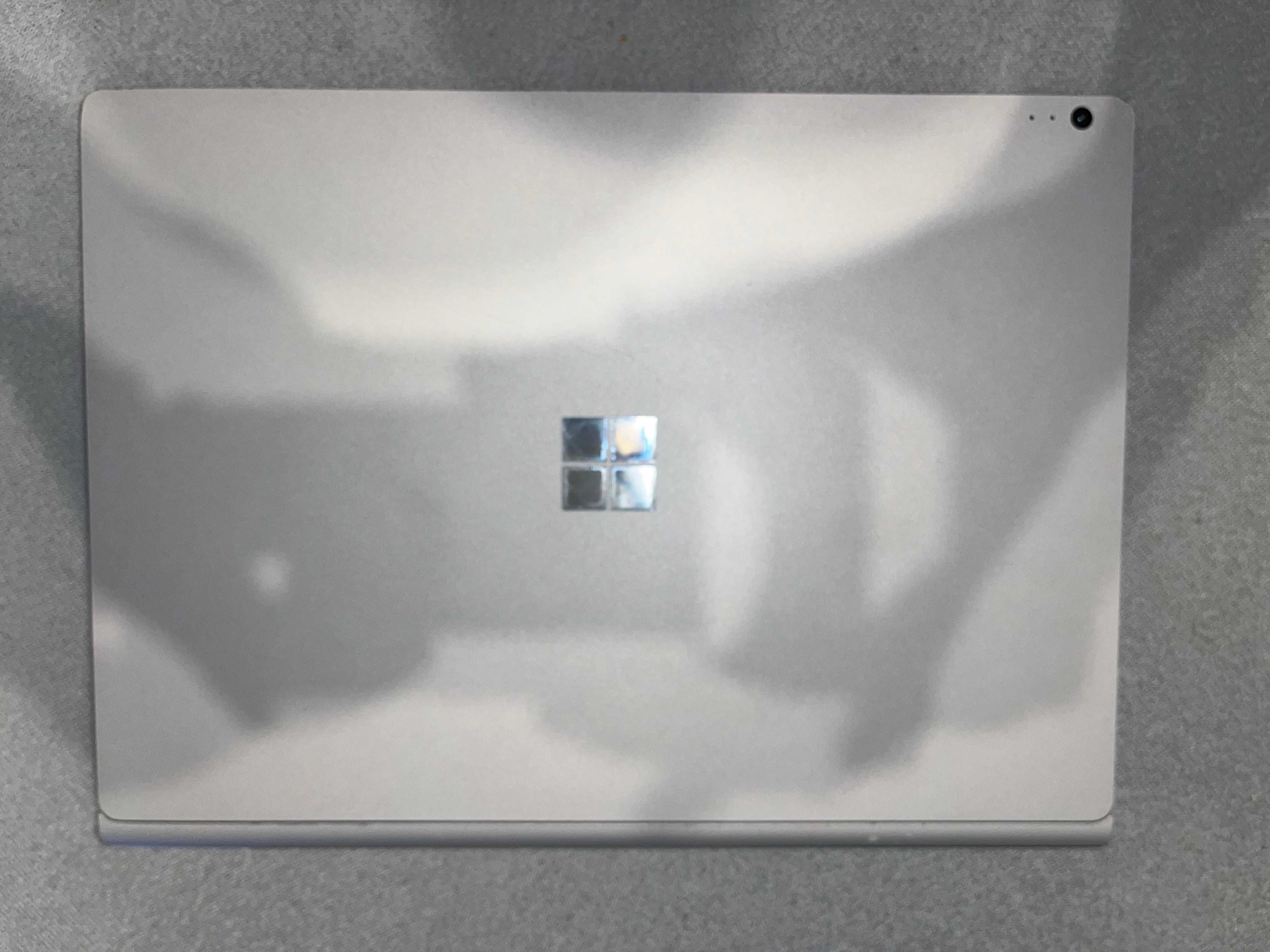 Surface Book 1 , 2in1
