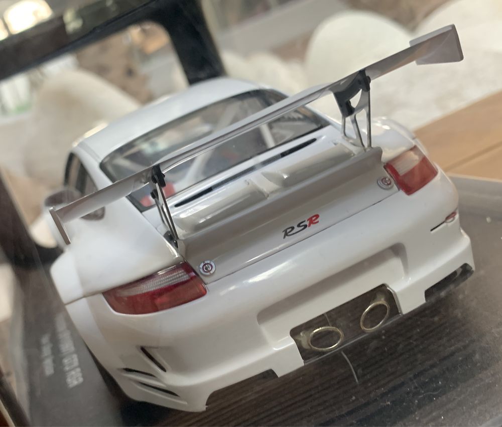 Porsche 911 997 GT3 RSR 1:18 Autoart