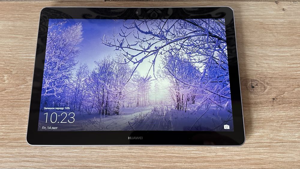 Планшет Huawei  mediapad T3-10 ags-w09