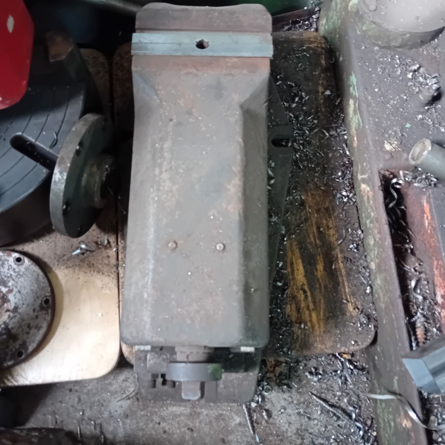 Imadło maszynowe hydrauliczne