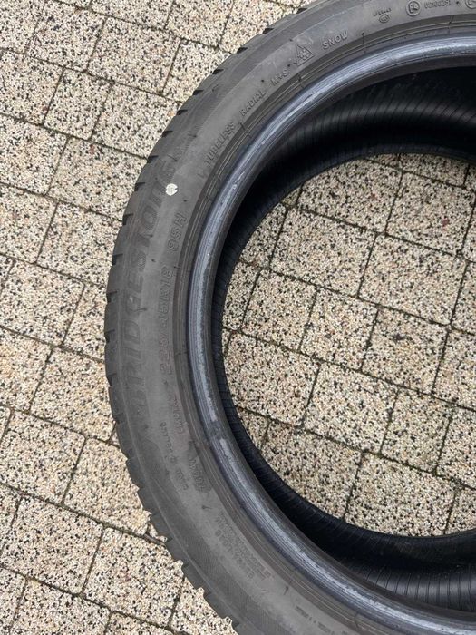 Bridgestone Blizzak LM001 225/45/18 zimowe