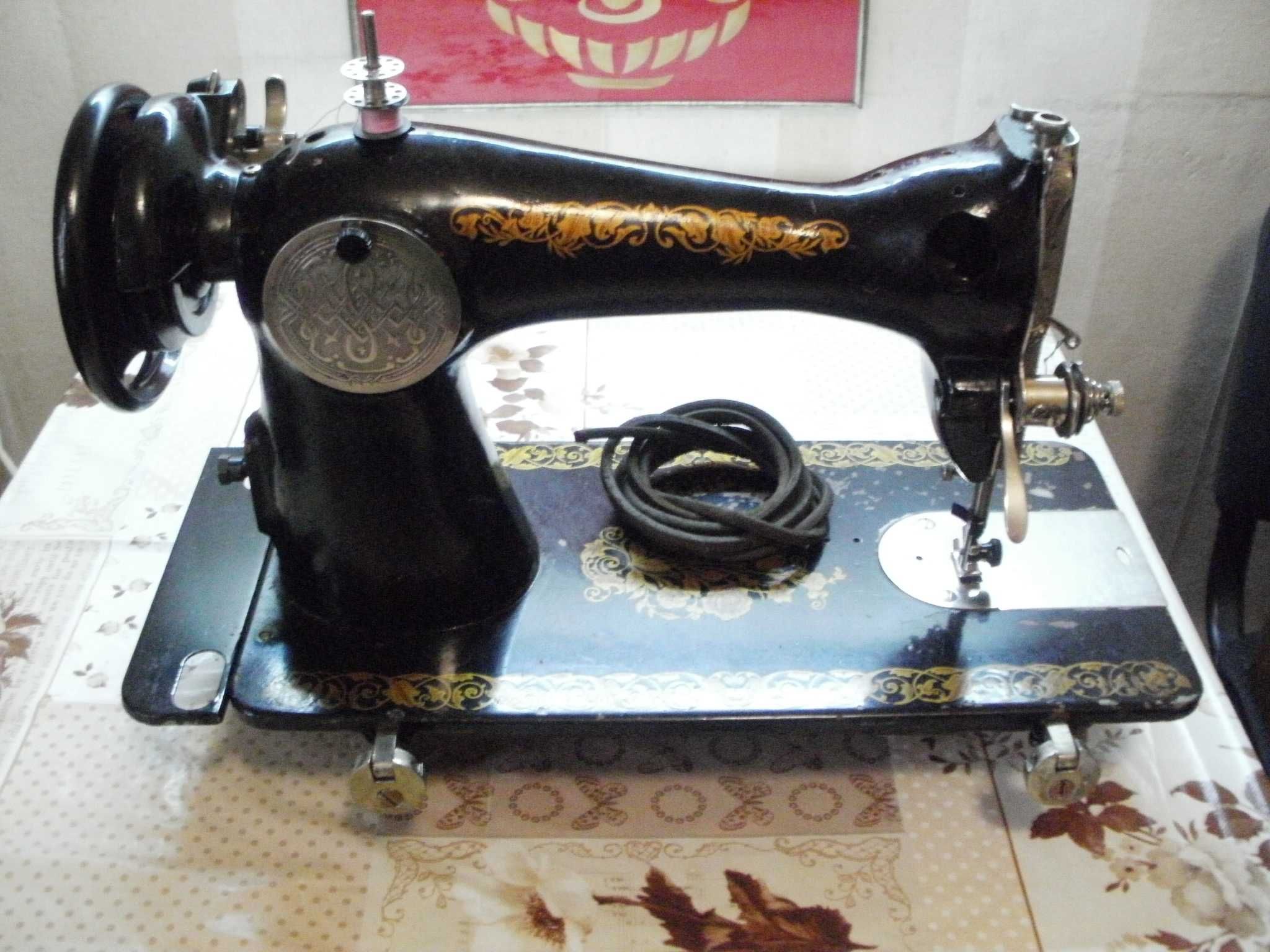 Швейная машинка ПМЗ 1м ножная.