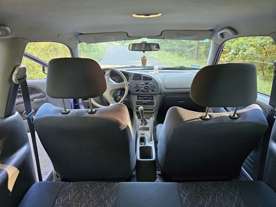 Mitsubishi Colt 1999 - 1.3 benzyna