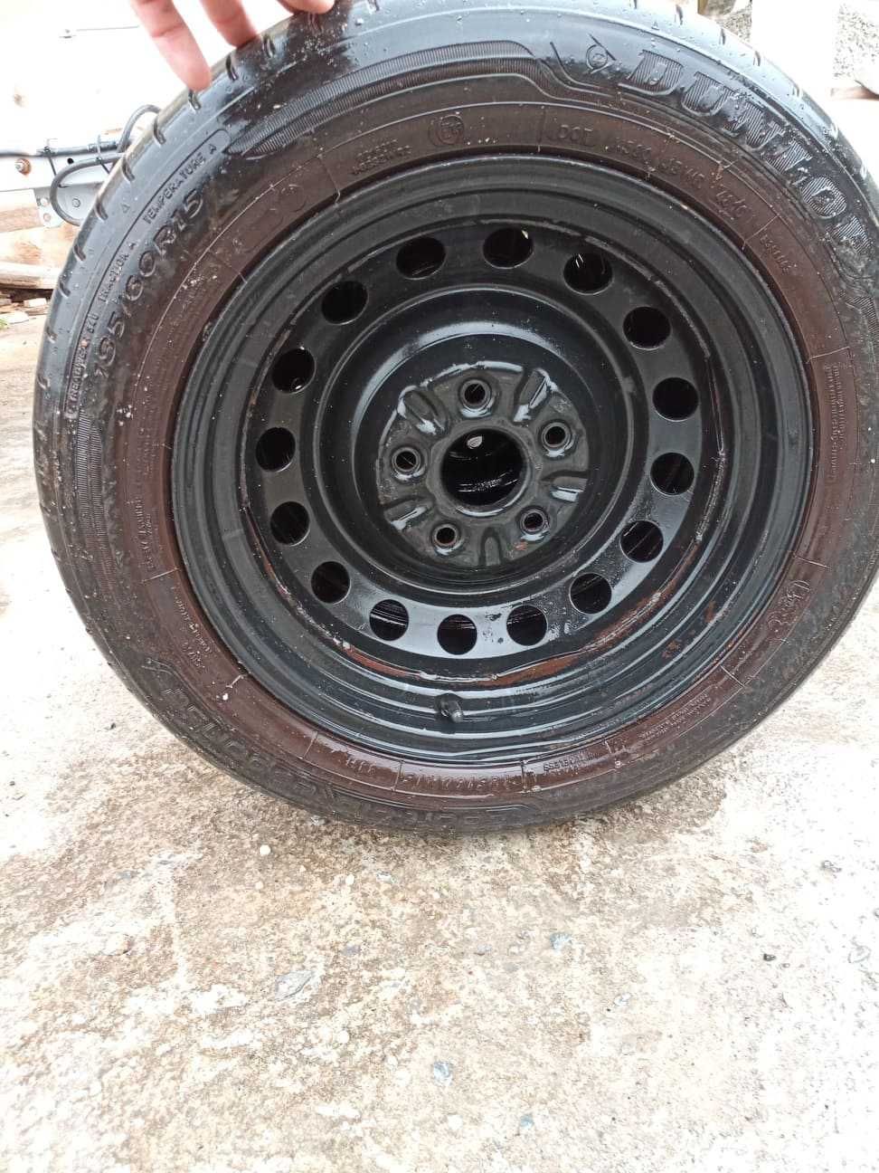 2 Jantes R 15 com pneus 186/ 60 R 15