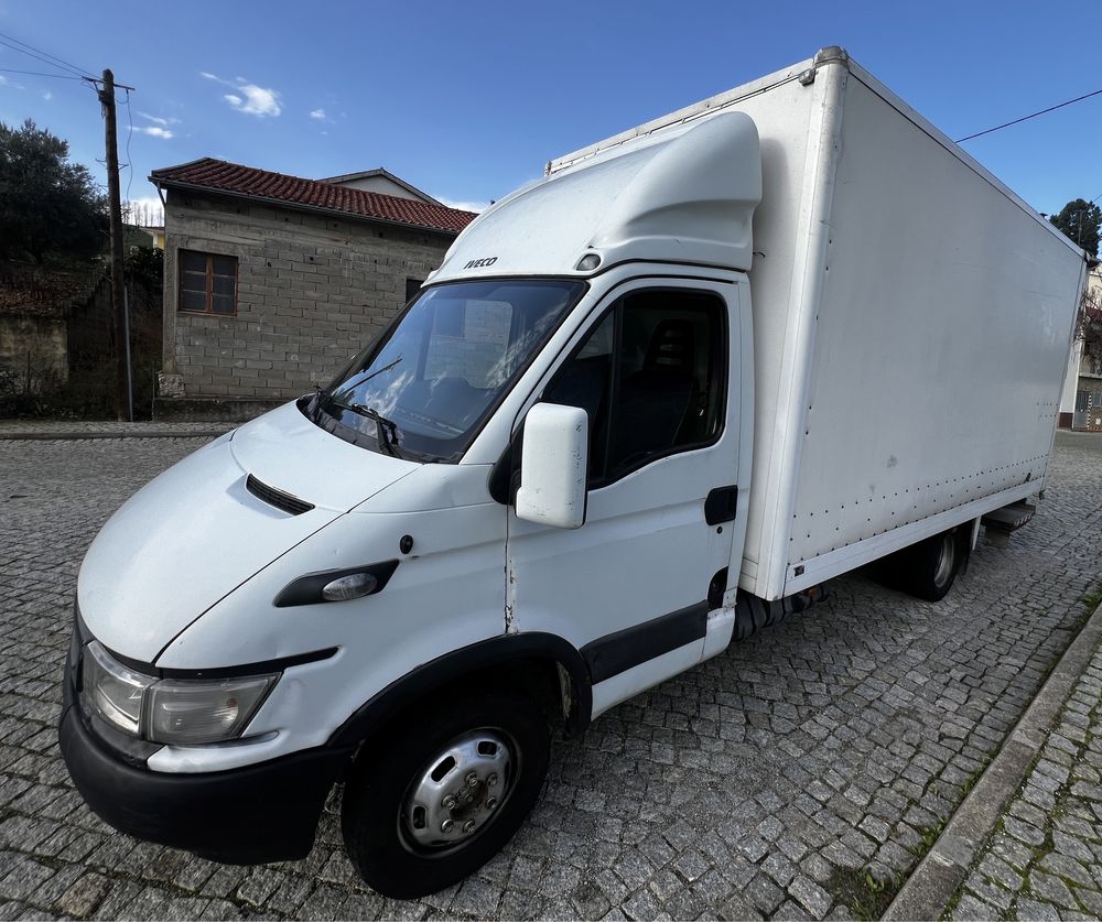 Carrinha Iveco Dailly III  3.0 35C14 com plataforma