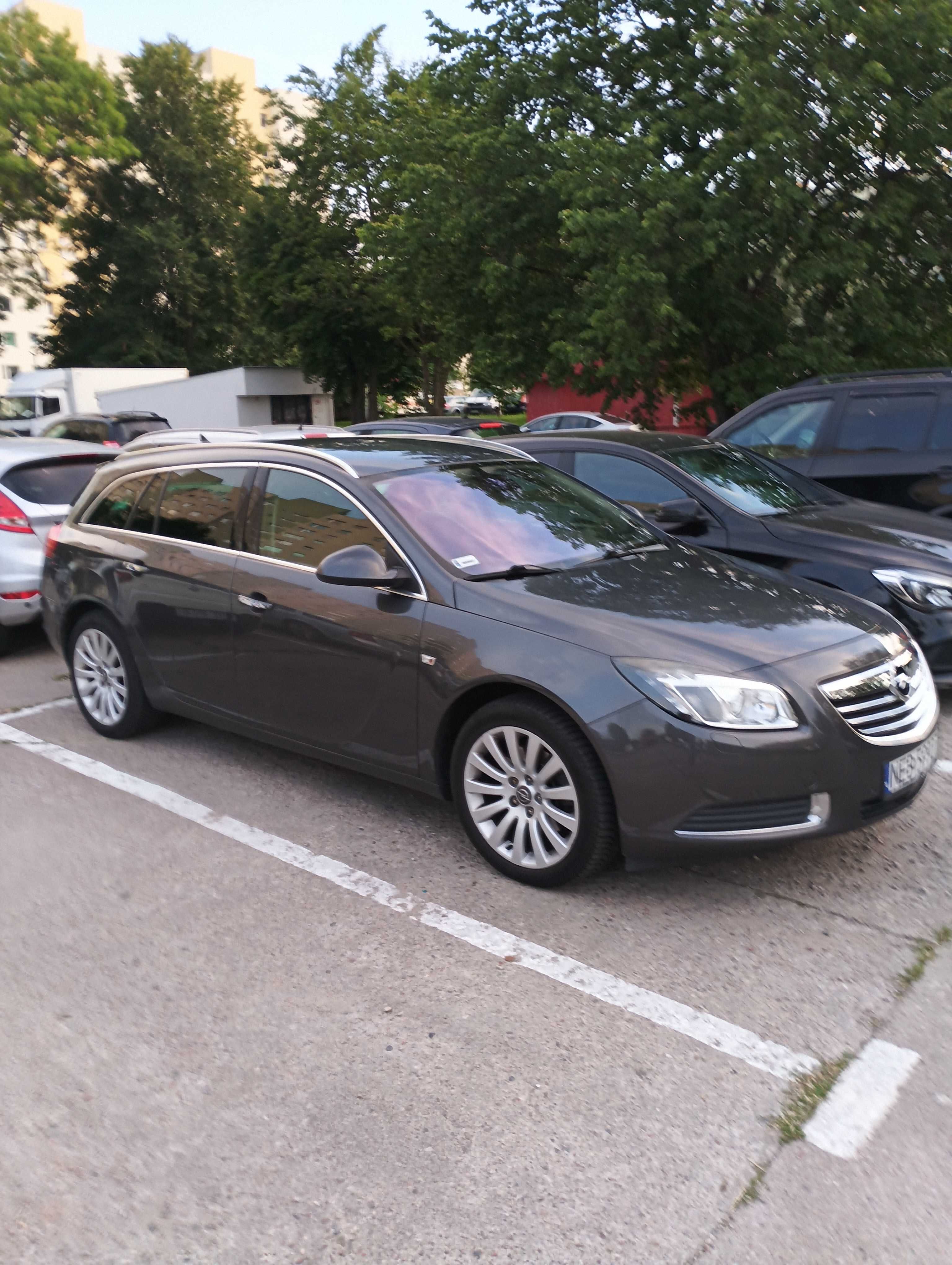 Opel Insignia 2.0 TDCi automat
