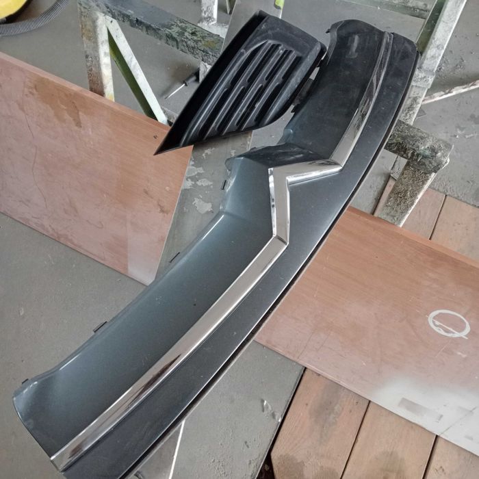 Znaczek i osłona zderzaka Citroen C4 grand Picasso