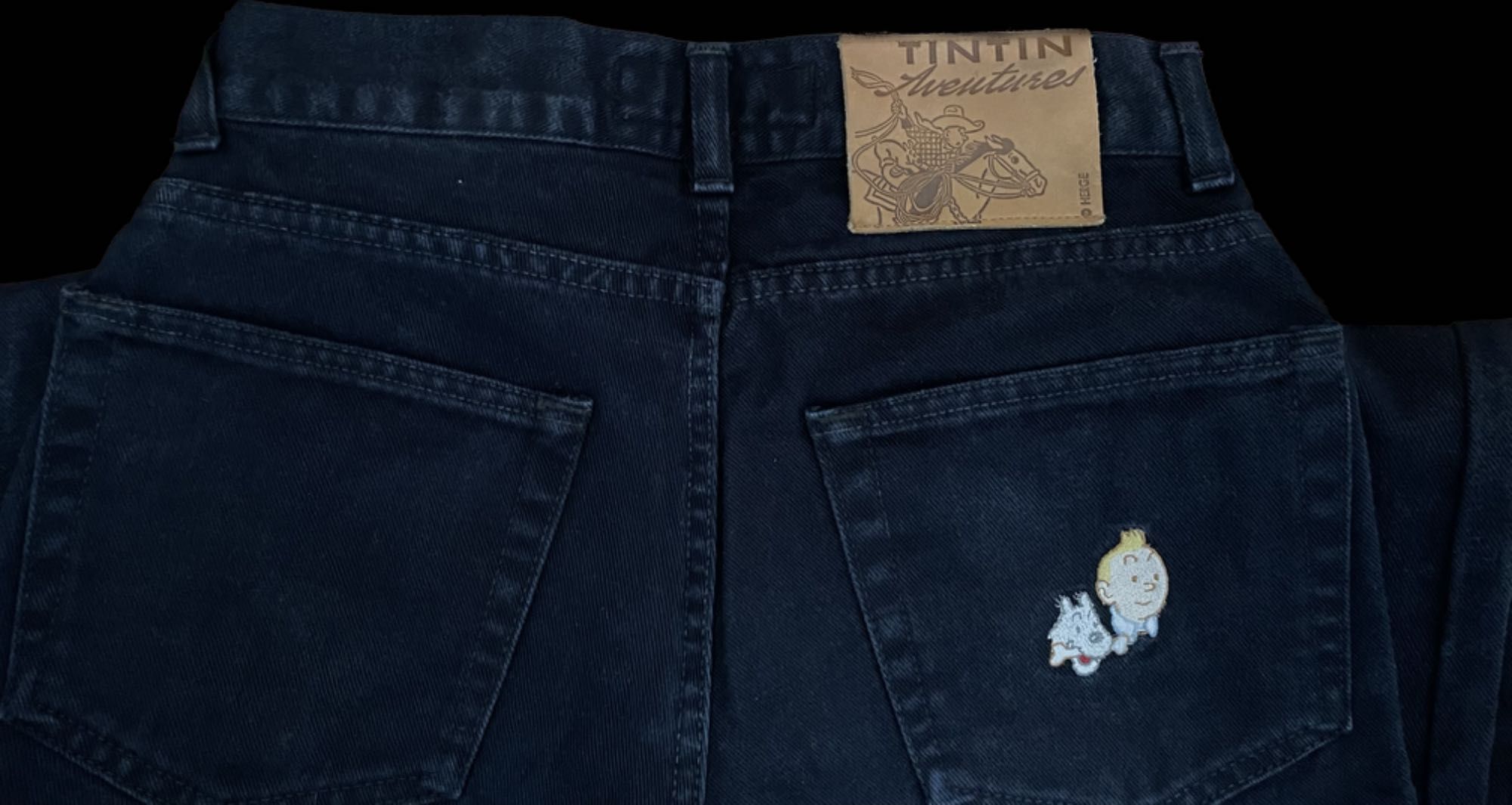 Calças jeans roupa de homem Armani Jeans e Tintim e Milou Aventura