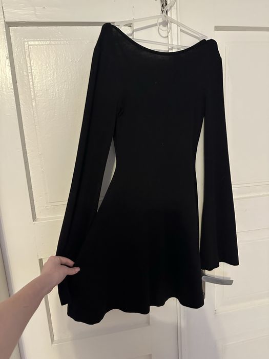 чорні міні сукня з відкритою спинкою