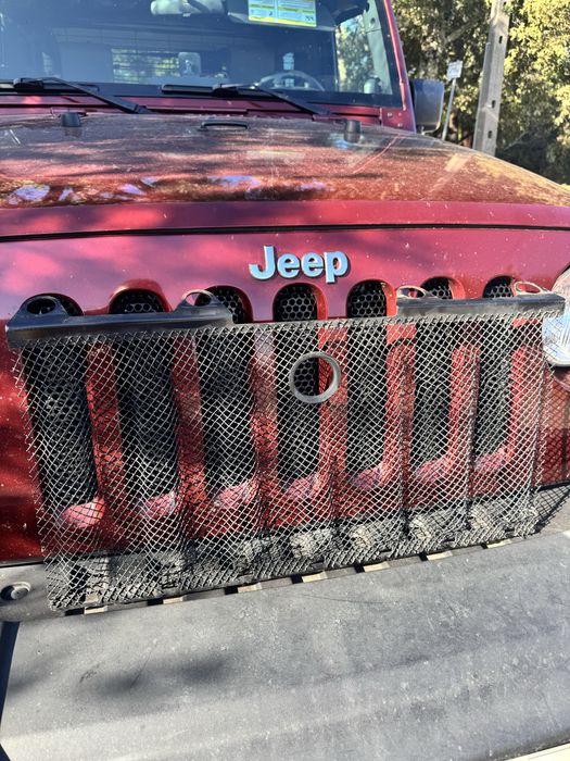 Grelha frontal Jeep Wrangler JK